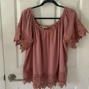 Iris pink blouse with eyelet lace sleeves and trim detail size 1X